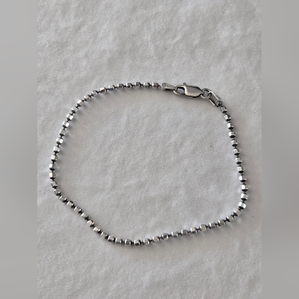 Milor Faceted Bead Bracelet - Silver - Picture 5 of 12
